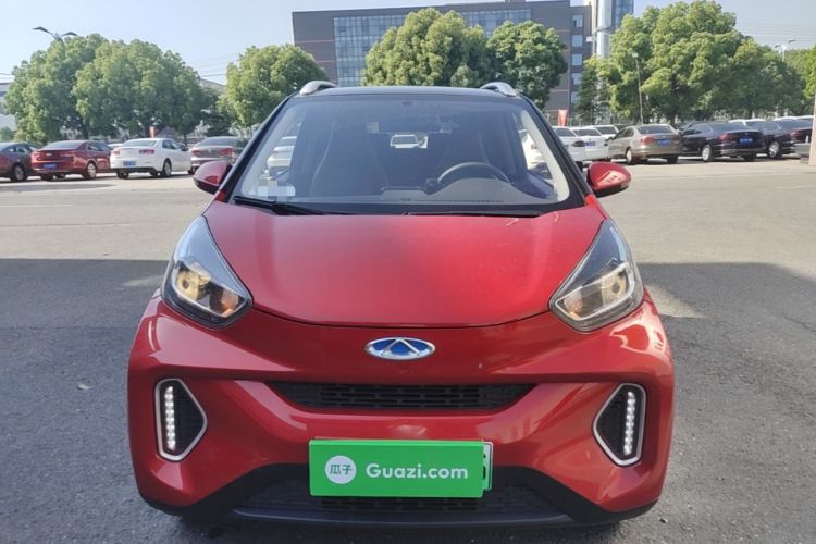 Used Chery QQ Little Ant 2021 200 000 Yuan "Ant Fan" Edition Energized Version NMC Lithium Battery 301 km Front