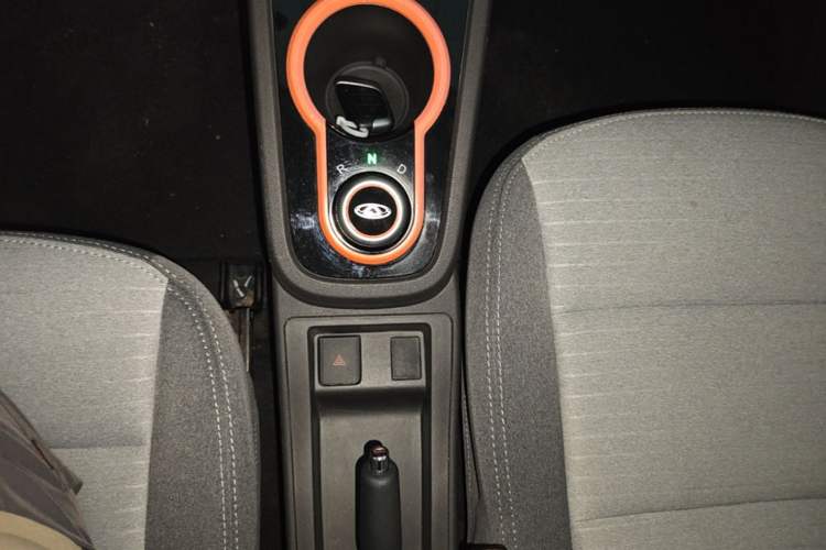 Used Chery QQ Little Ant 2021 150 000 Yuan "Ant Fan" Edition Ant Cool Version with Ternary Lithium Gear Lever