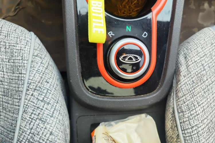Used Chery QQ Little Ant 2021 150 000 Yuan Ant Fan Edition Ant Stylish Version Lithium-Ion Battery Gear Lever