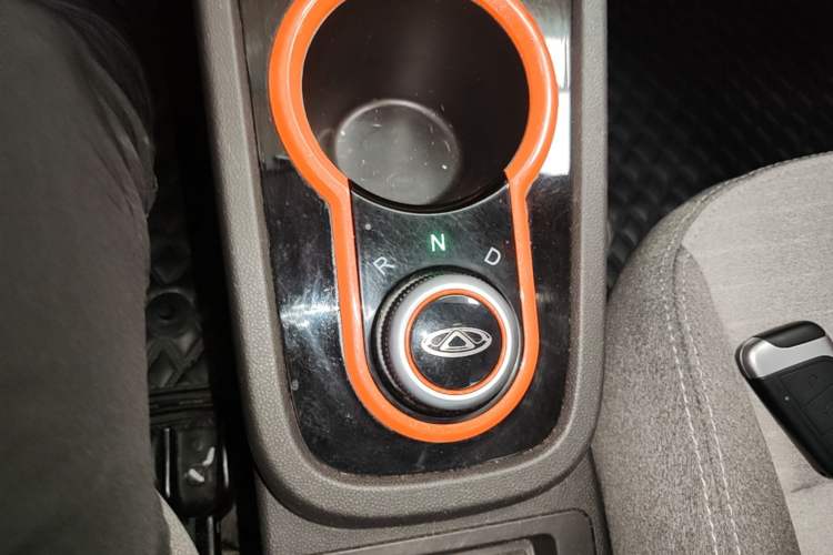 Used Chery QQ Little Ant 2021 150 000 Yuan Ant Fan Edition Ant Cool Version Lithium Iron Phosphate Gear Lever