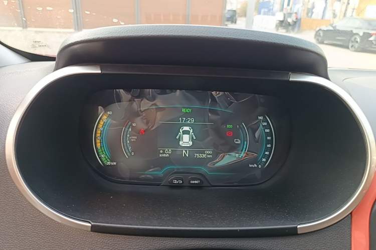 Used Chery QQ Little Ant 2021 150 000 Yuan Ant Fan Edition Ant Stylish Version Lithium-Ion Battery Instrument Cluster