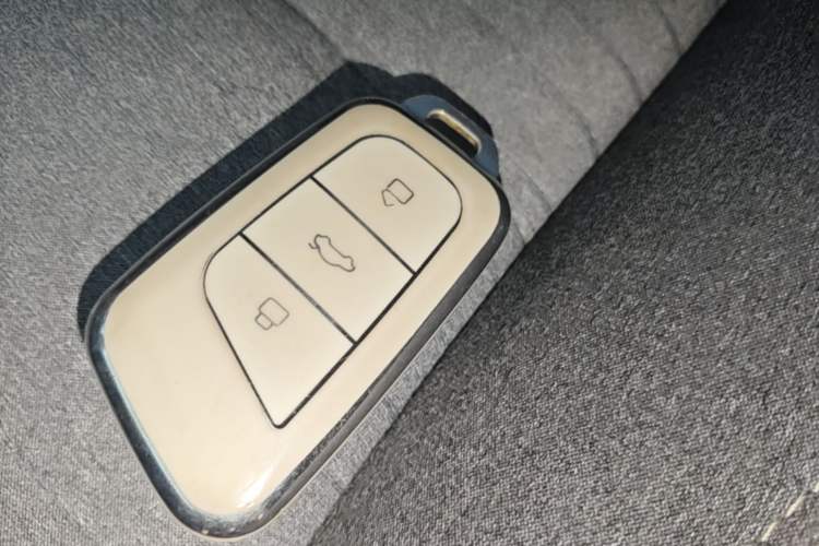 Used Chery QQ Little Ant 2021 150 000 Yuan Ant Fan Edition Ant Cool Version Lithium Iron Phosphate Interior 1