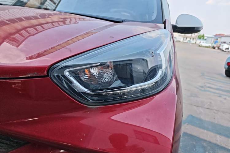 Used Chery QQ Little Ant 2021 150 000 Yuan Ant Fan Edition Ant Stylish Version Lithium-Ion Battery Left Front Headlight