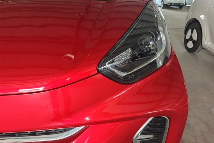 Used Chery QQ Little Ant 2021 200 000-Yuan Ant Fan Edition Talent Version NMC Battery 301 km Left Front Headlight