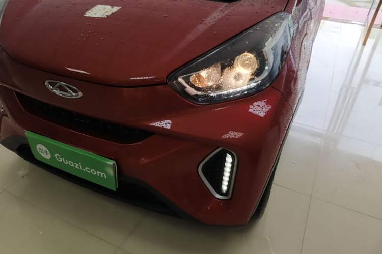 Used Chery QQ Little Ant 2021 200 000 Yuan "Ant Fan" Edition Energized Version NMC Lithium Battery 301 km Left Front Headlight