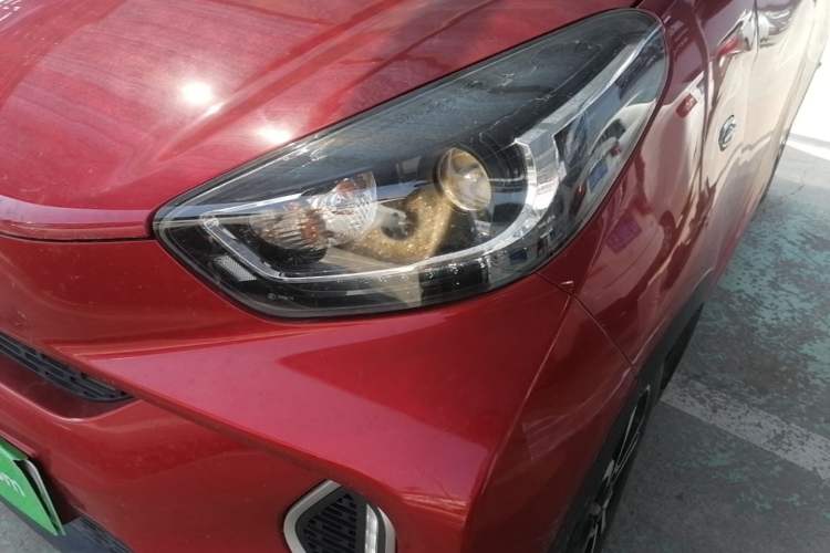 Used Chery QQ Little Ant 2021 200 000 Yuan "Ant Fan" Edition Energized Version NMC Lithium Battery 301 km Left Front Headlight