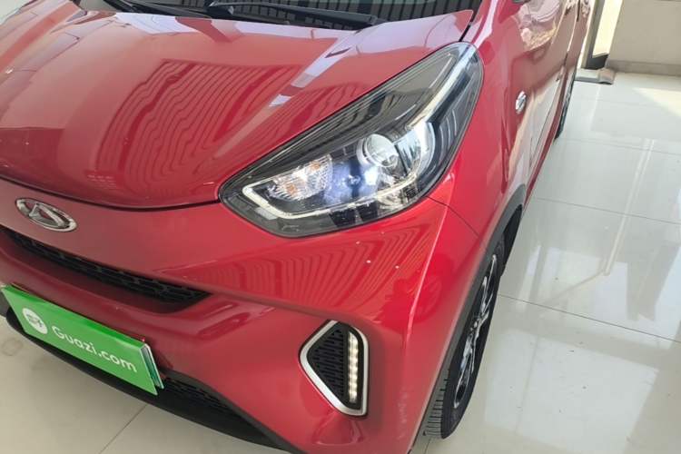 Used Chery QQ Little Ant 2021 200 000 Yuan "Ant Fan" Edition Energized Version NMC Lithium Battery 301 km Left Front Headlight