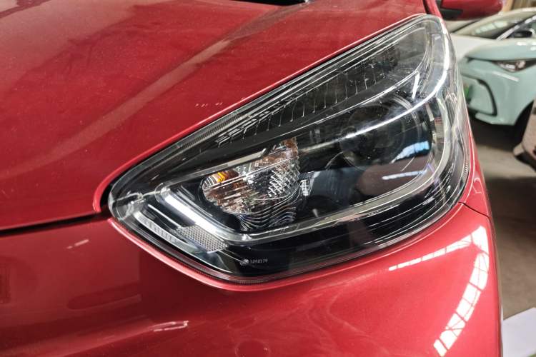 Used Chery QQ Little Ant 2021 200 000-Yuan Ant Fan Edition Talent Version NMC Battery 408 km续航 Left Front Headlight