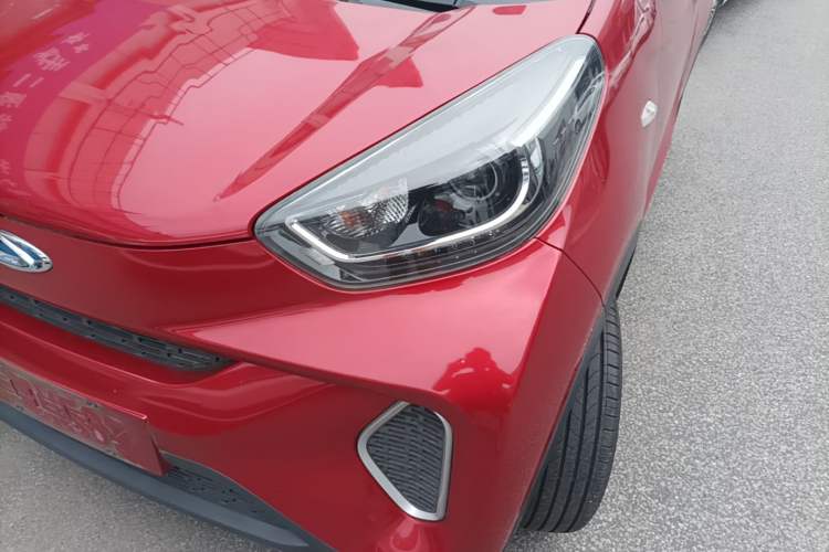 Used Chery QQ Little Ant 2021 150 000 Yuan Ant Fan Edition Queen Version Lithium Iron Phosphate Left Front Headlight