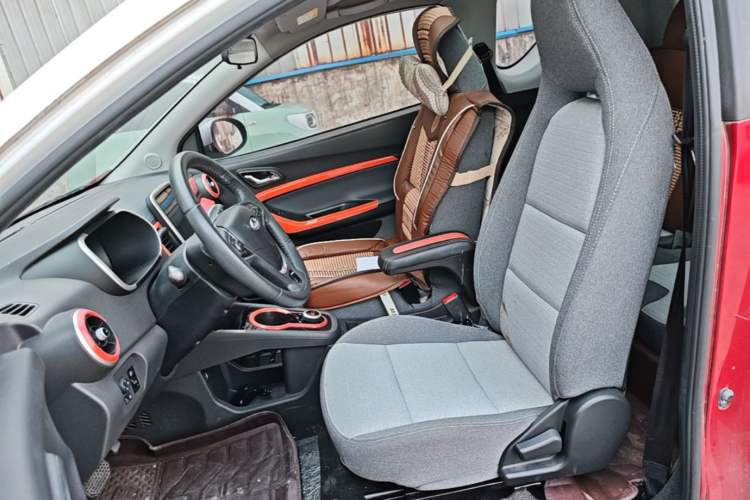 Used Chery QQ Little Ant 2021 150 000 Yuan Ant Fan Edition Ant Stylish Version Lithium-Ion Battery Left Front Seat