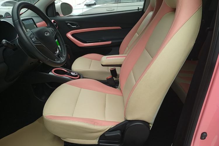 Used Chery QQ Little Ant 2021 150 000 Yuan "Ant Fan" Edition New Ant Cool Version Lithium-Ion Battery Left Front Seat