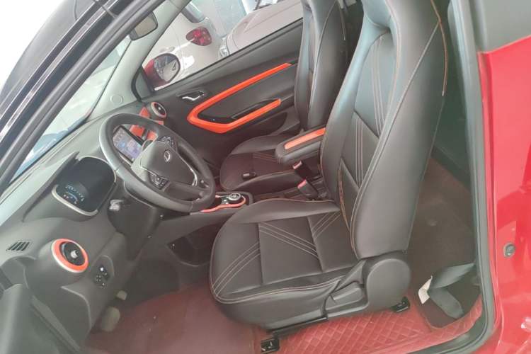 Used Chery QQ Little Ant 2021 200 000-Yuan Ant Fan Edition Talent Version NMC Battery 408 km续航 Left Front Seat
