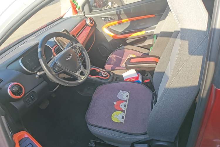 Used Chery QQ Little Ant 2021 150 000 Yuan "Ant Fan" Edition New Ant Xuan Version Lithium-NMC Battery Left Front Seat