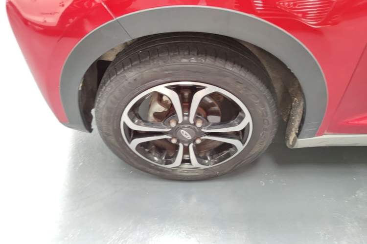 Used Chery QQ Little Ant 2021 150 000 Yuan "Ant Fan" Edition Ant Cool Version with Ternary Lithium Left Front Wheel Hub