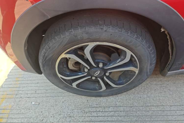 Used Chery QQ Little Ant 2021 150 000 Yuan "Ant Fan" Edition New Ant Xuan Version Lithium-NMC Battery Left Front Wheel Hub