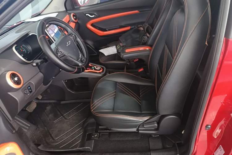 Used Chery QQ Little Ant 2021 150 000 Yuan "Ant Fan" Edition New Ant Cool Version Lithium-Ion Battery Left Rear Seat