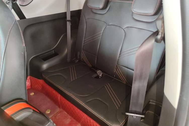 Used Chery QQ Little Ant 2021 200 000-Yuan Ant Fan Edition Talent Version NMC Battery 408 km续航 Left Rear Seat