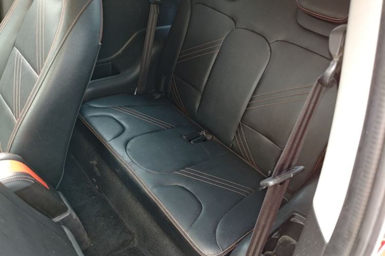 Used Chery QQ Little Ant 2021 200 000-Yuan Ant Fan Edition Energetic Version NMC Lithium Battery 301 km Left Rear Seat