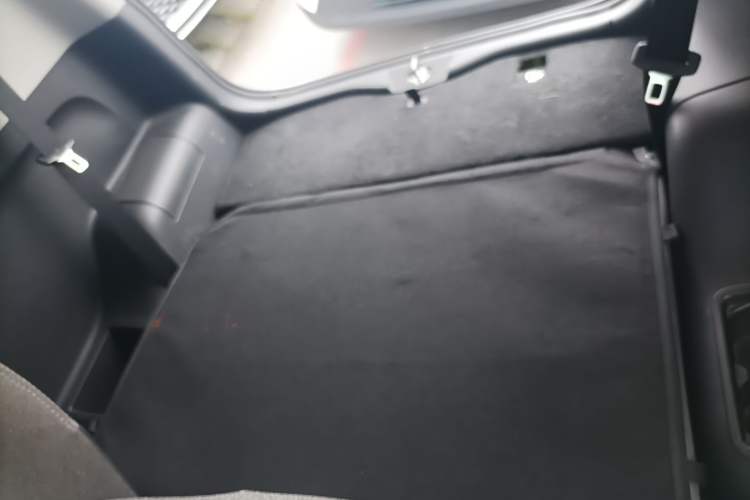 Used Chery QQ Little Ant 2021 150 000 Yuan Ant Fan Edition Queen Version Lithium Iron Phosphate Left Rear Seat
