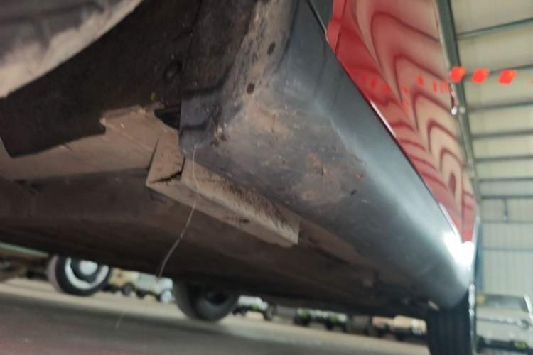 Used Chery QQ Little Ant 2021 200 000-Yuan Ant Fan Edition Talent Version NMC Battery 301 km Left Side Sill