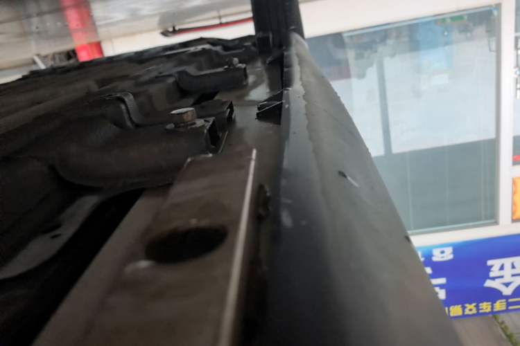 Used Chery QQ Little Ant 2021 200 000-Yuan Ant Fan Edition Talent Version NMC Battery 301 km Left Side Sill