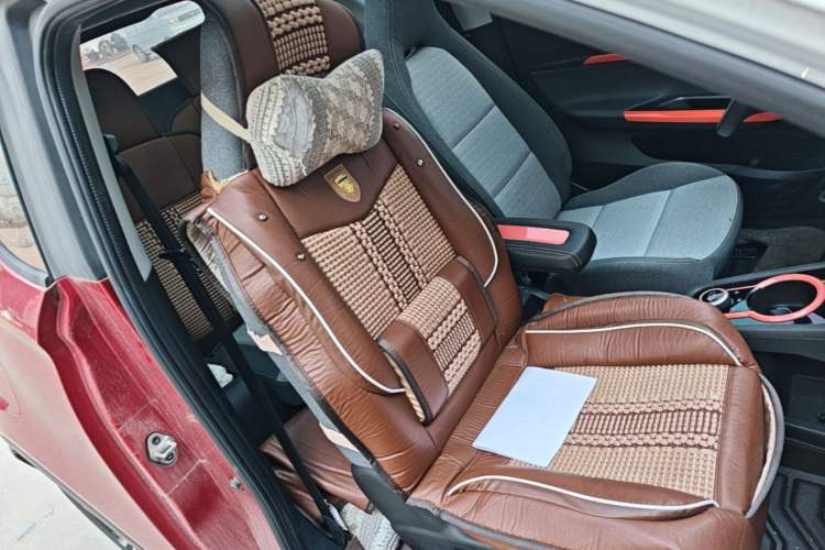 Used Chery QQ Little Ant 2021 150 000 Yuan Ant Fan Edition Ant Stylish Version Lithium-Ion Battery Right Front Seat