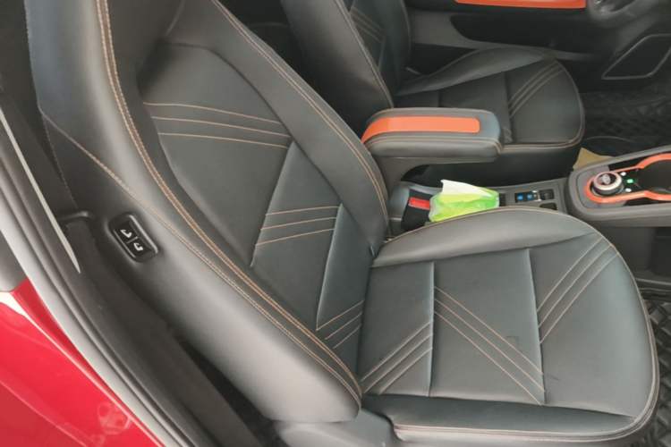 Used Chery QQ Little Ant 2021 200 000 Yuan "Ant Fan" Edition Energized Version NMC Lithium Battery 301 km Right Front Seat
