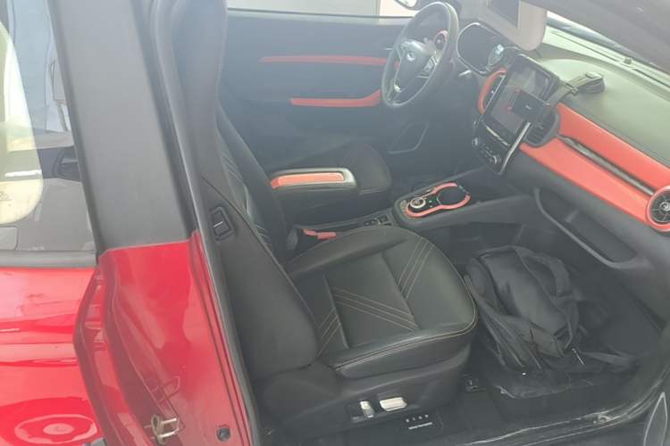 Used Chery QQ Little Ant 2021 200 000 Yuan "Ant Fan" Edition Energized Version NMC Lithium Battery 301 km Right Front Seat