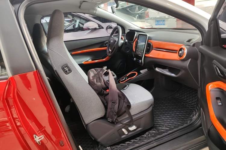 Used Chery QQ Little Ant 2021 150 000 Yuan Ant Fan Edition Ant Cool Version Lithium Iron Phosphate Right Front Seat