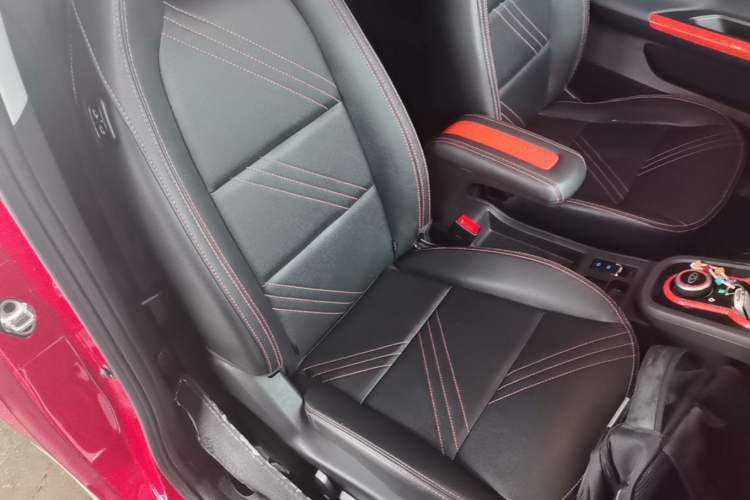 Used Chery QQ Little Ant 2021 150 000 Yuan Ant Fan Edition New Ant Cool Version Lithium Iron Phosphate Right Front Seat