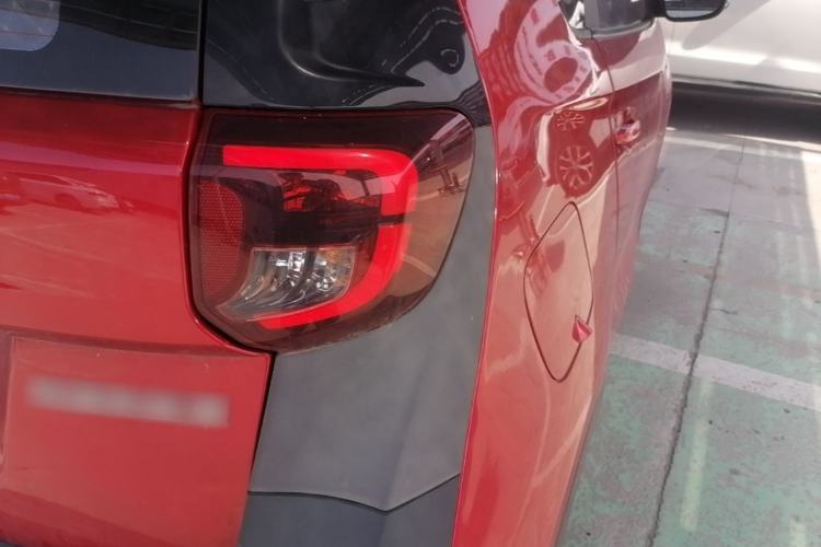 Used Chery QQ Little Ant 2021 200 000 Yuan "Ant Fan" Edition Energized Version NMC Lithium Battery 301 km Right Rear Taillight