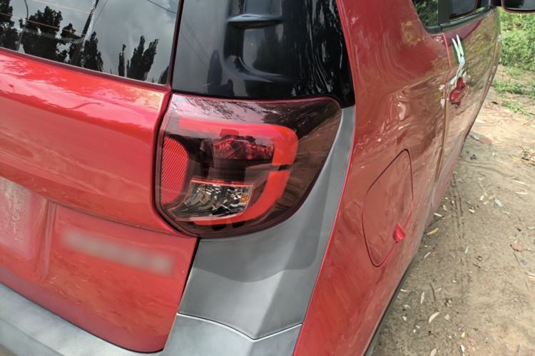 Used Chery QQ Little Ant 2021 150 000 Yuan "Ant Fan" Edition New Ant Cool Version Lithium-Ion Battery Right Rear Taillight