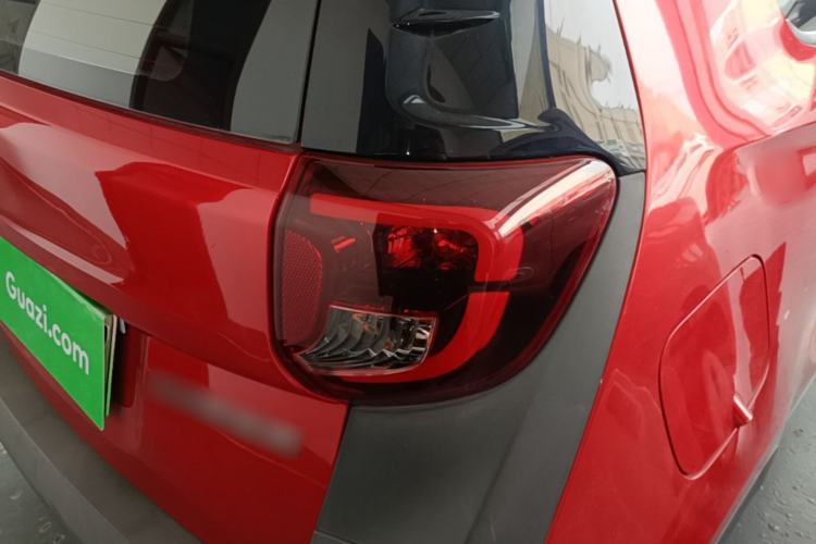 Used Chery QQ Little Ant 2021 200 000 Yuan "Ant Fan" Edition Energized Version NMC Lithium Battery 301 km Right Rear Taillight