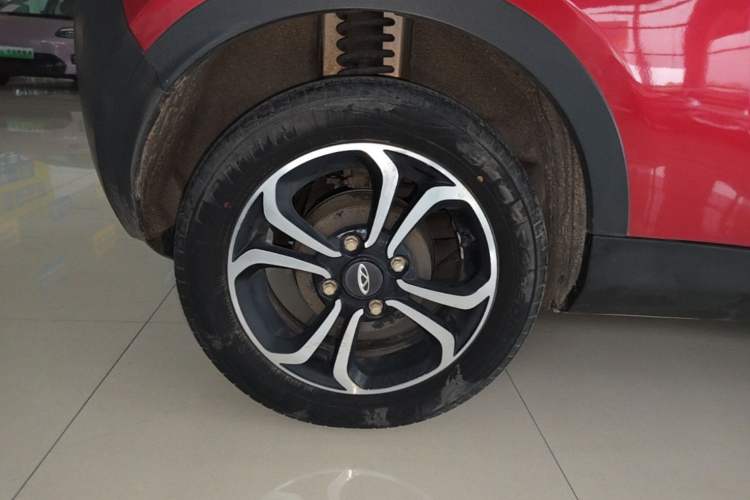 Used Chery QQ Little Ant 2021 150 000 Yuan "Ant Fan" Edition Ant Cool Version with Ternary Lithium Right Rear Wheel Hub