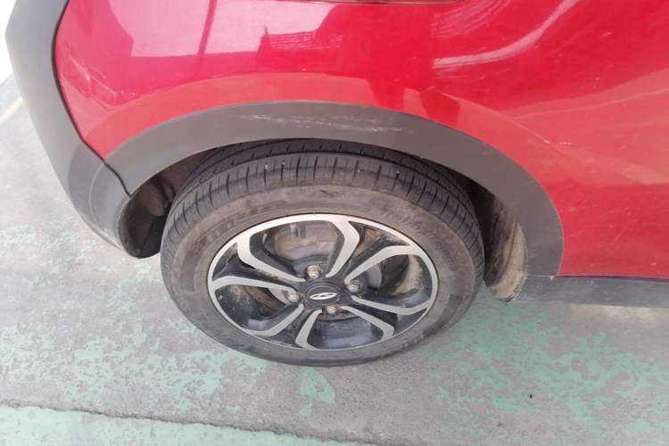 Used Chery QQ Little Ant 2021 200 000 Yuan "Ant Fan" Edition Energized Version NMC Lithium Battery 301 km Right Rear Wheel Hub