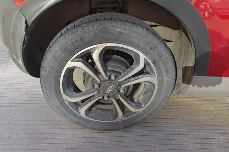 Used Chery QQ Little Ant 2021 150 000 Yuan "Ant Fan" Edition New Ant Xuan Version Lithium-NMC Battery Right Rear Wheel Hub