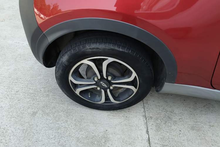 Used Chery QQ Little Ant 2021 150 000 Yuan "Ant Fan" Edition Ant Cool Version with Ternary Lithium Right Rear Wheel Hub