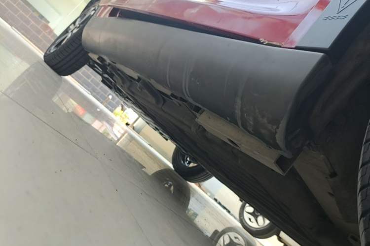 Used Chery QQ Little Ant 2021 200 000 Yuan "Ant Fan" Edition Energized Version NMC Lithium Battery 301 km Right Side Sill