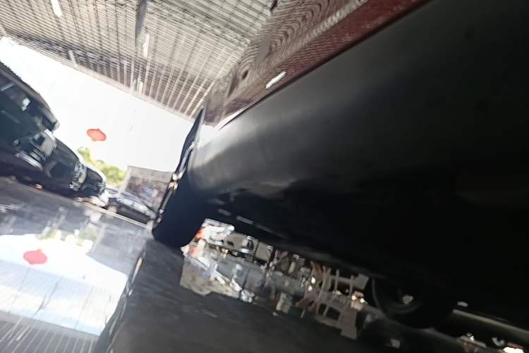 Used Chery QQ Little Ant 2021 150 000 Yuan "Ant Fan" Edition New Ant Cool Version Lithium-Ion Battery Right Side Sill
