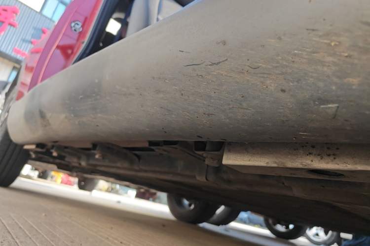Used Chery QQ Little Ant 2021 150 000 Yuan "Ant Fan" Edition New Ant Xuan Version Lithium-NMC Battery Right Side Sill