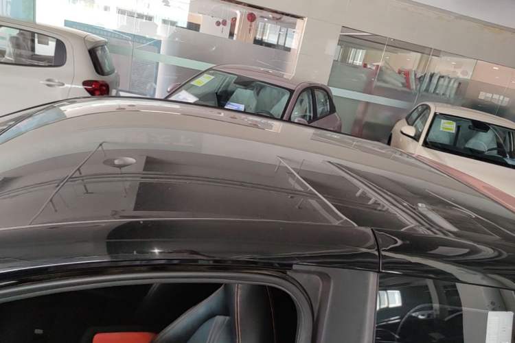 Used Chery QQ Little Ant 2021 200 000-Yuan Ant Fan Edition Talent Version NMC Battery 408 km续航 Roof