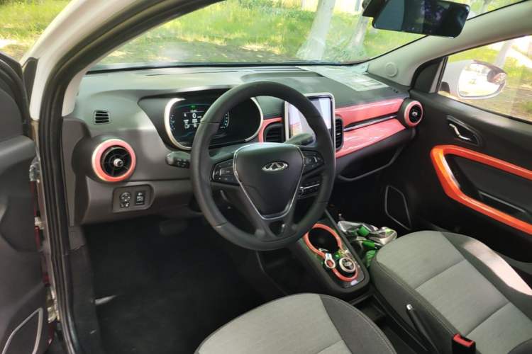 Used Chery QQ Little Ant 2021 150 000 Yuan Ant Fan Edition Ant Cool Version Lithium Iron Phosphate Steering Wheel