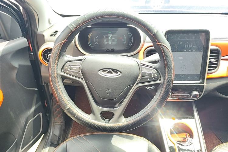 Used Chery QQ Little Ant 2021 150 000 Yuan "Ant Fan" Edition New Ant Xuan Version Lithium-NMC Battery Steering Wheel