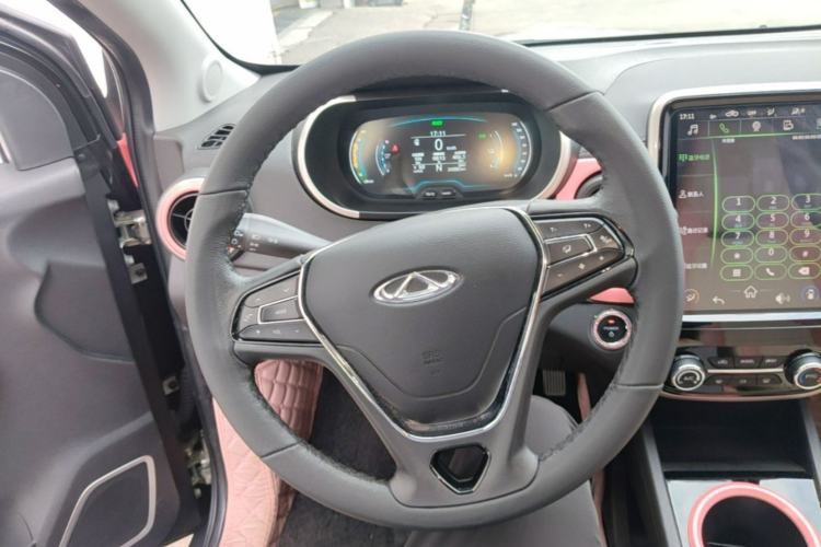 Used Chery QQ Little Ant 2021 200 000-Yuan Ant Fan Edition Talent Version NMC Battery 408 km续航 Steering Wheel