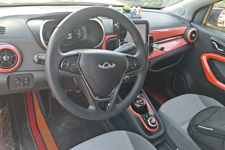Used Chery QQ Little Ant 2021 150 000 Yuan Ant Fan Edition Ant Cool Version Lithium Iron Phosphate Steering Wheel