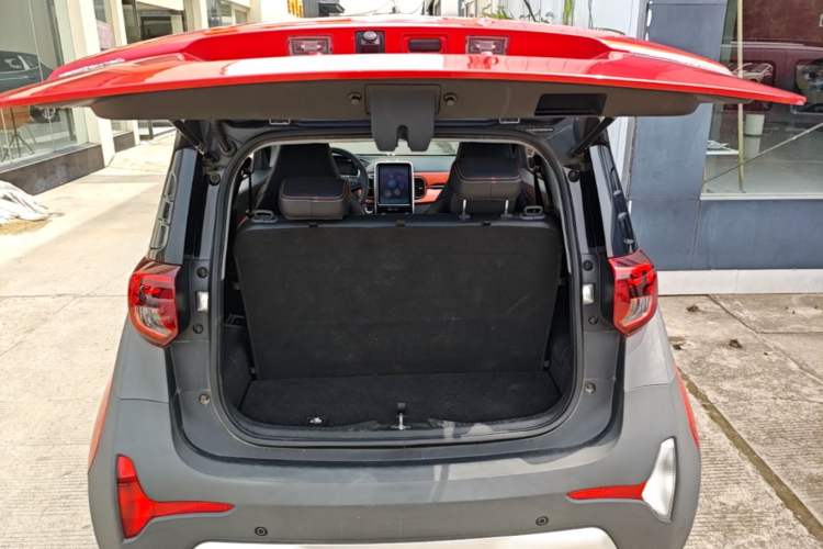 Used Chery QQ Little Ant 2021 200 000-Yuan Ant Fan Edition Energetic Version NMC Lithium Battery 301 km Trunk