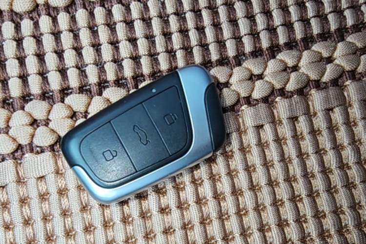 Used Chery QQ Little Ant 2021 150 000 Yuan Ant Fan Edition Ant Stylish Version Lithium-Ion Battery Vehicle Key