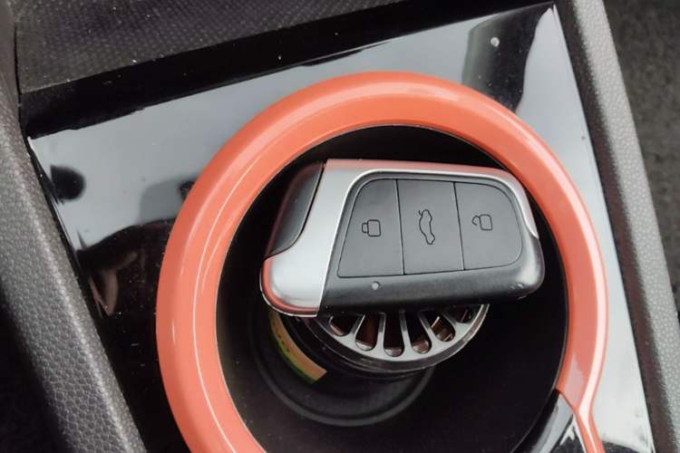 Used Chery QQ Little Ant 2021 150 000 Yuan Ant Fan Edition New Ant Xuan Version Lithium Iron Phosphate Vehicle Key