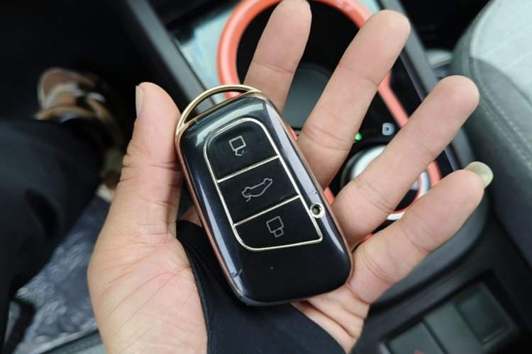 Used Chery QQ Little Ant 2021 150 000 Yuan "Ant Fan" Edition Ant Cool Version with Ternary Lithium Vehicle Key