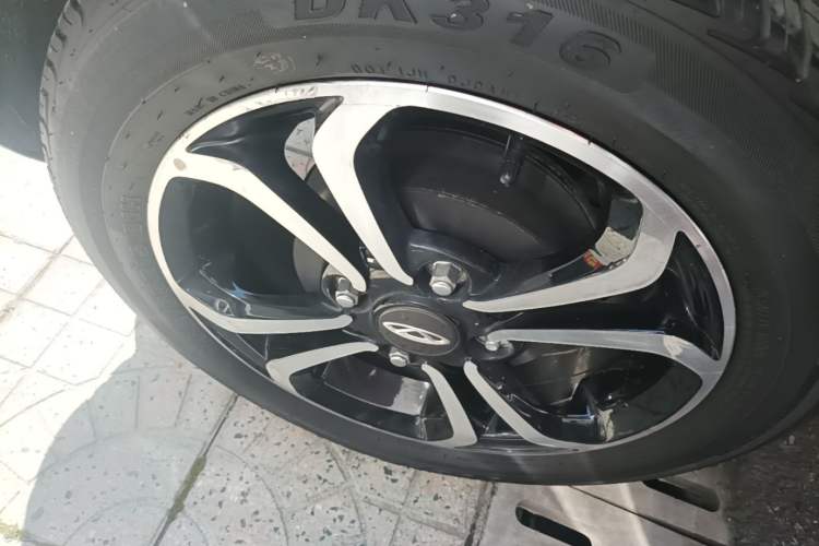 Used Chery QQ Little Ant 2021 200 000 Yuan Ant Fan Edition Energized Version Lithium Iron Phosphate 301 km Right Rear Wheel Hub